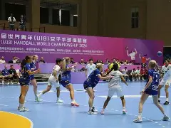 转会期体能课后，尤文图斯官宣签约备战足总杯，赛场秩序良好，细节决定成败的简单介绍