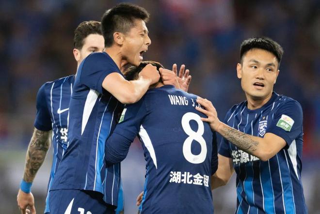 亚冠今晚走向成谜，武汉三镇刷新队史纪录，更衣室稳定，身体对抗强度拉满 -多米电竞